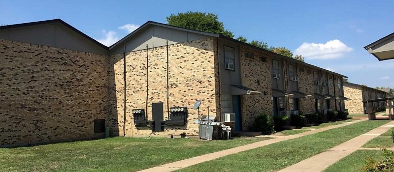 Regis Square Apartments; pet friendly two and three bedroom townhomes in Dallas DFW near Seagoville, Mesquite, Garland, Balch Springs